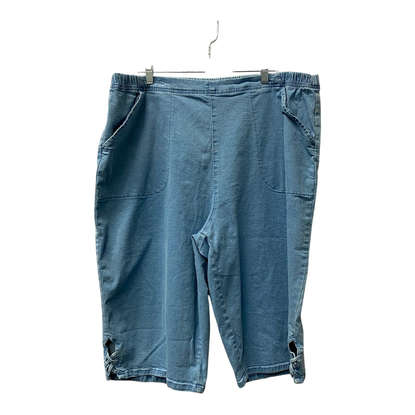 Capris By Croft And Barrow In Blue Denim, Size:22
