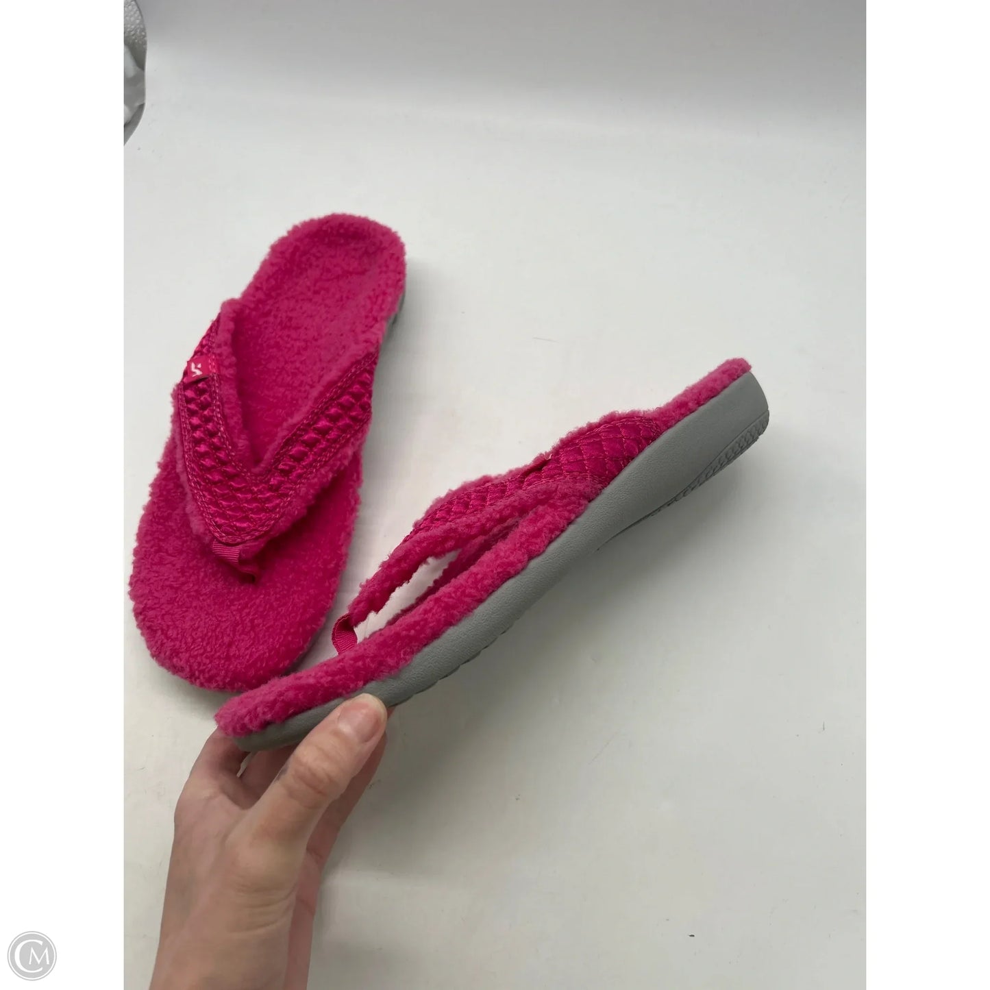 Sandals Flip Flops By Clothes Mentor In Pink, Size: 9.5