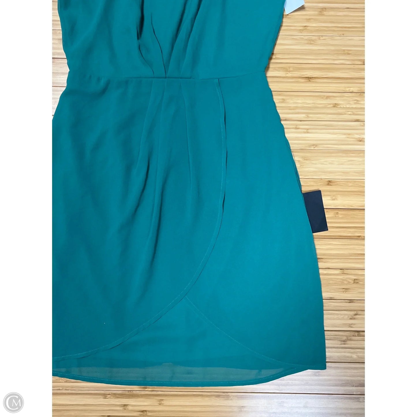 Dress Casual Short By Lulus In Green, Size: S