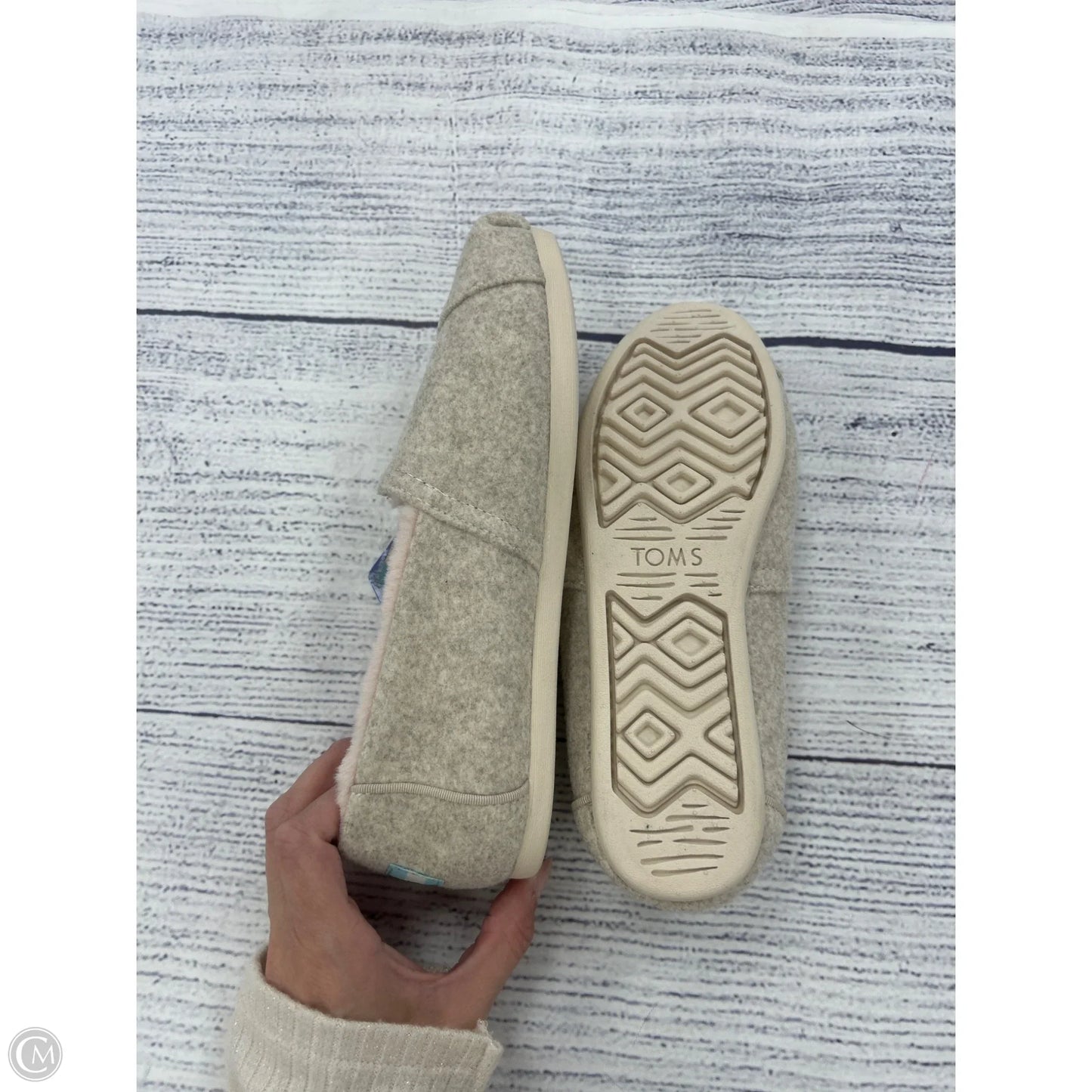 Shoes Flats By Toms In Cream, Size: 6.5