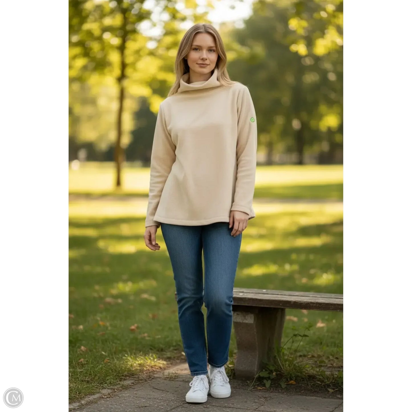 Sweatshirt Crewneck By Clothes Mentor In Tan, Size: 1x