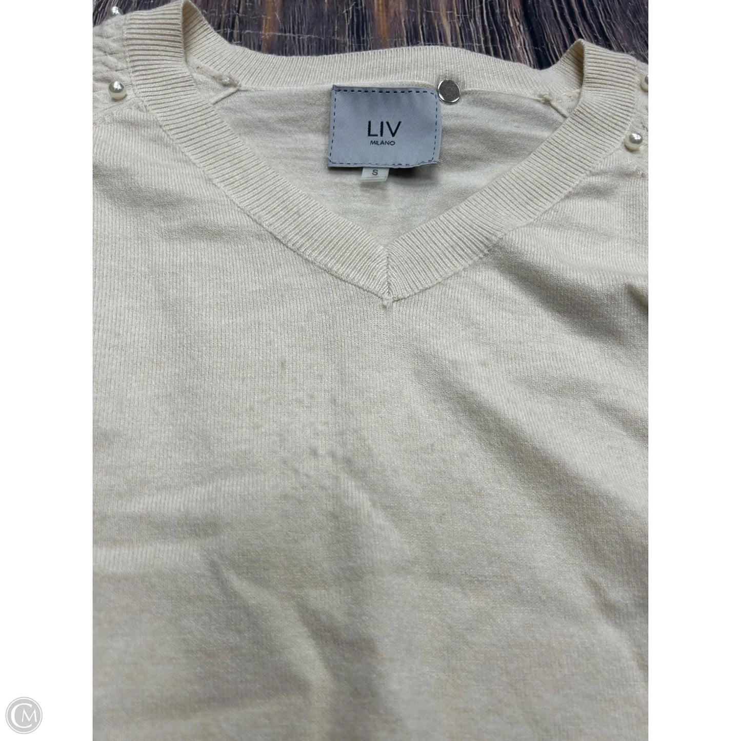 Sweater By Clothes Mentor In Cream, Size: S