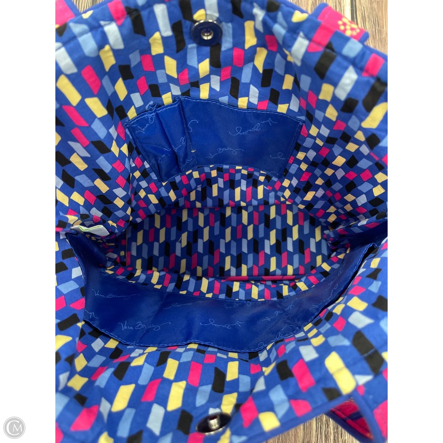 Handbag By Vera Bradley, Size: Medium