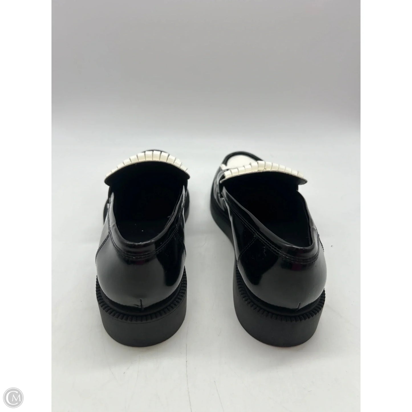 Shoes Flats By Marc Fisher In Black & White, Size: 8