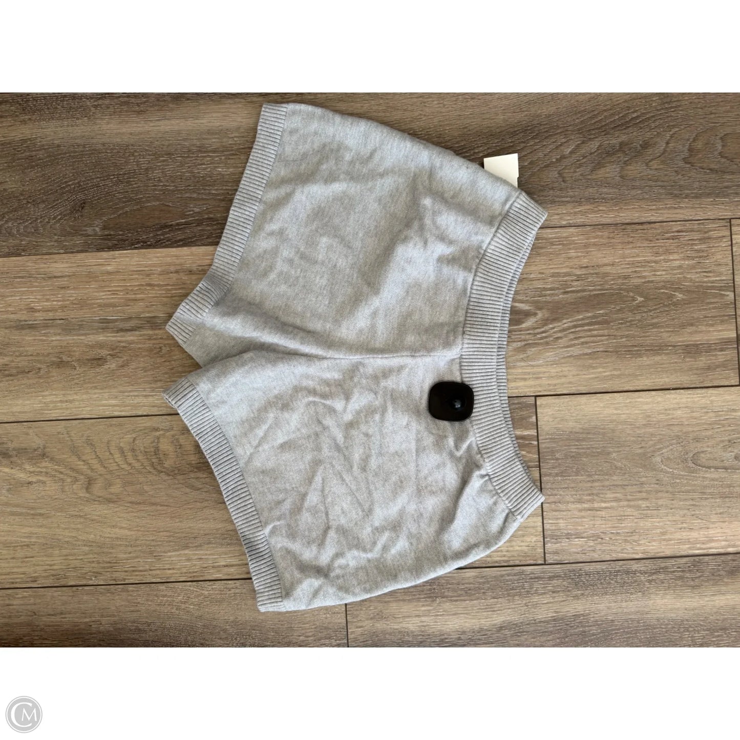 Shorts By Clothes Mentor In Grey, Size: M