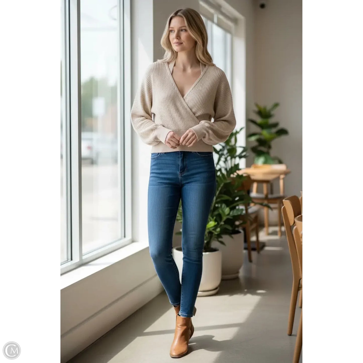 Sweater By Clothes Mentor In Tan, Size: Xs