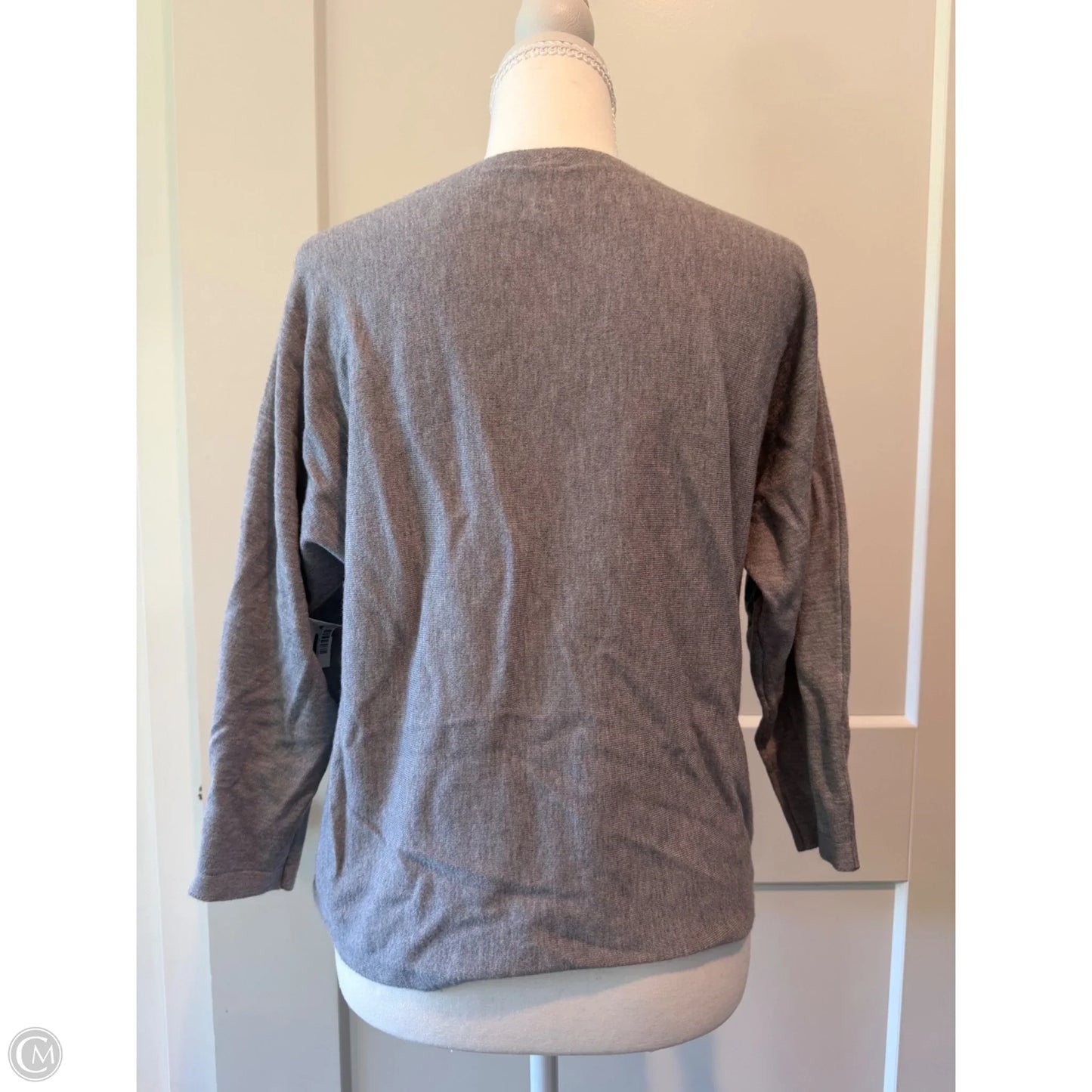Top Long Sleeve By Aaeda In Grey, Size: Sp