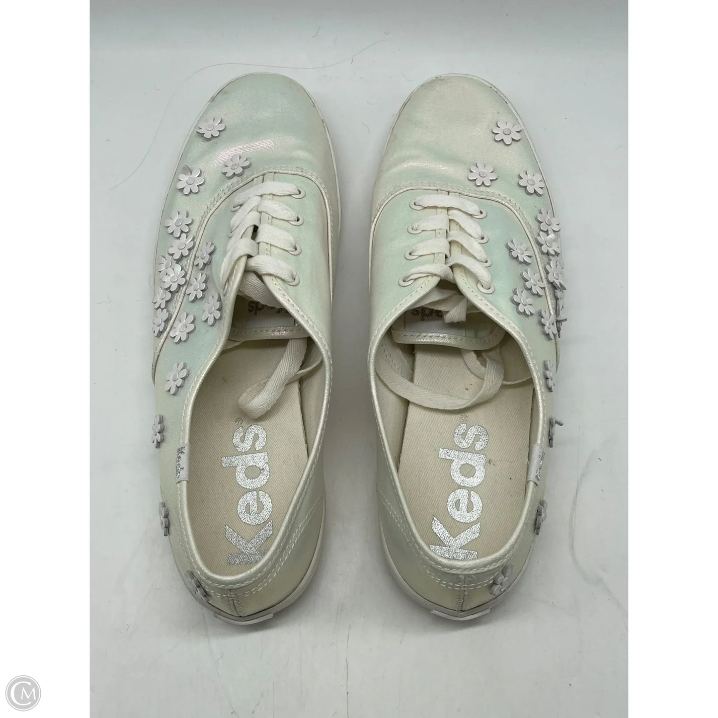 Shoes Sneakers By Keds In White, Size: 10