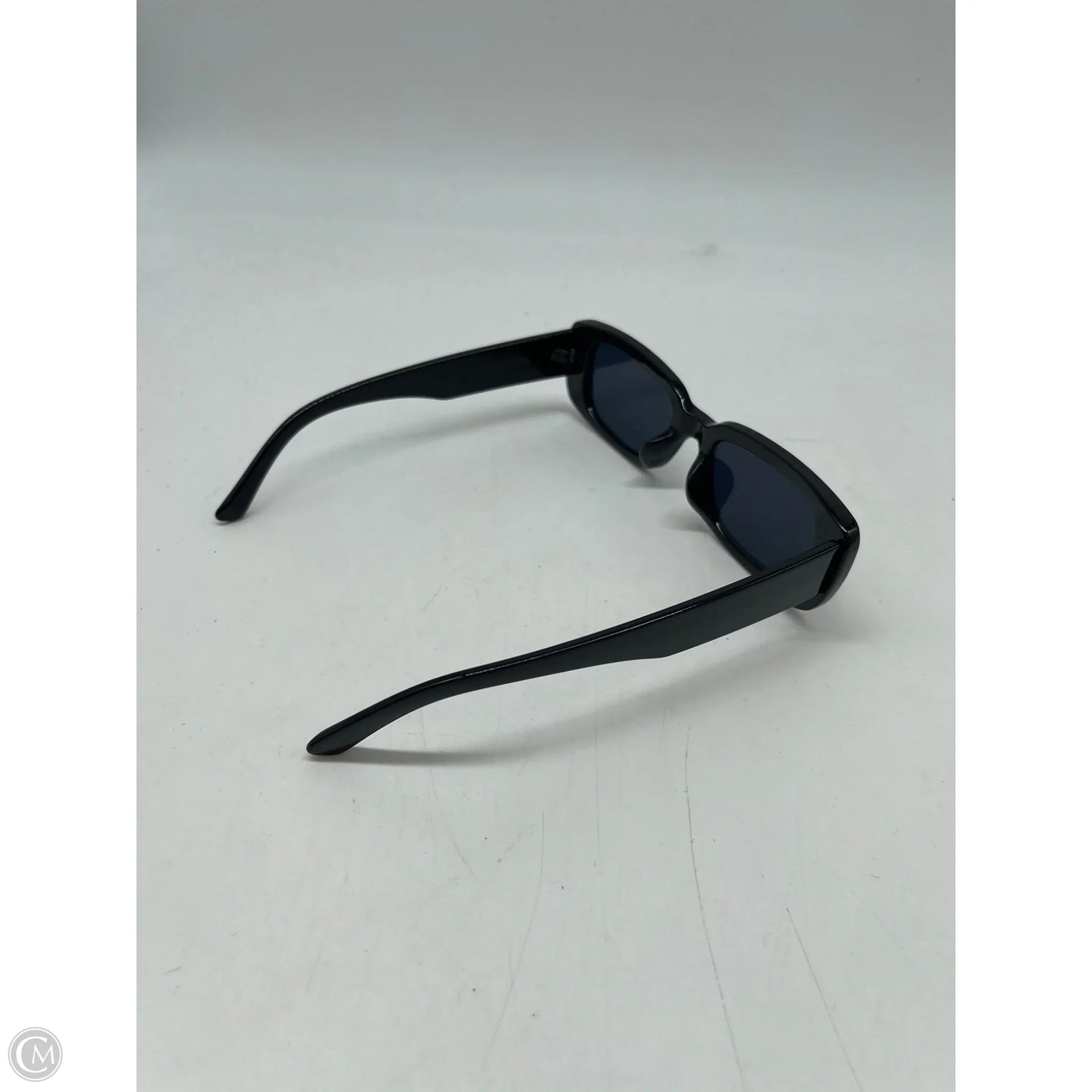 Sunglasses By Clothes Mentor, Size: