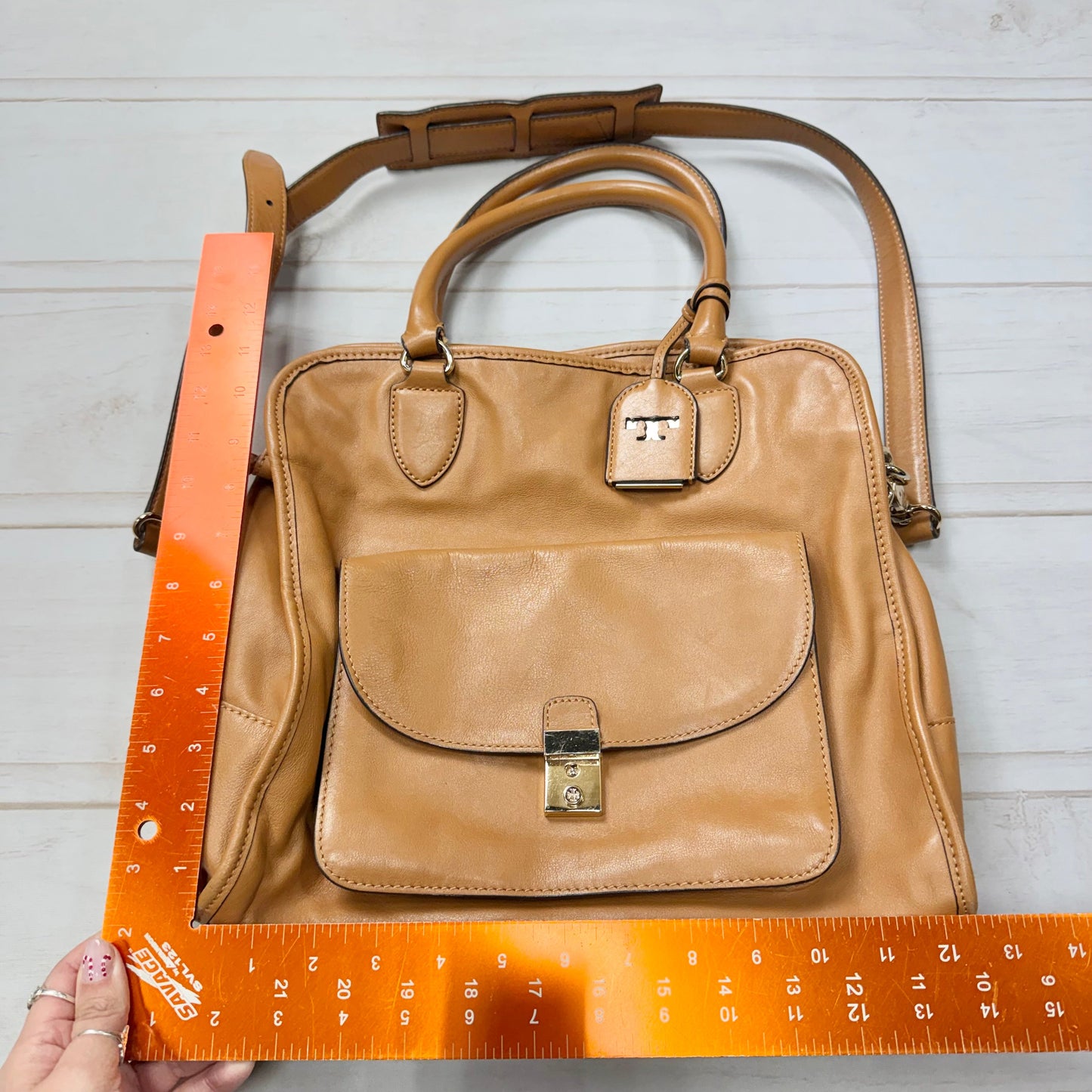 Handbag Designer By Tory Burch, Size: Medium