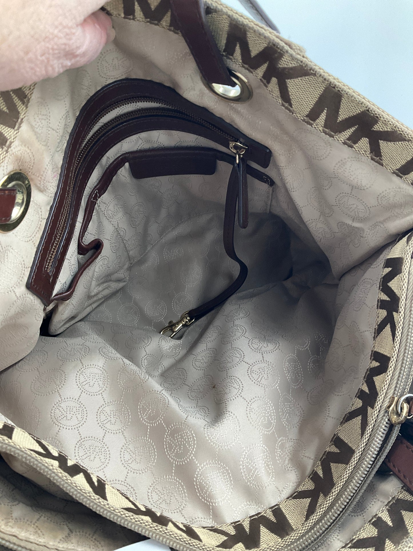 Handbag Designer By Michael Kors In Brown, Size:Large