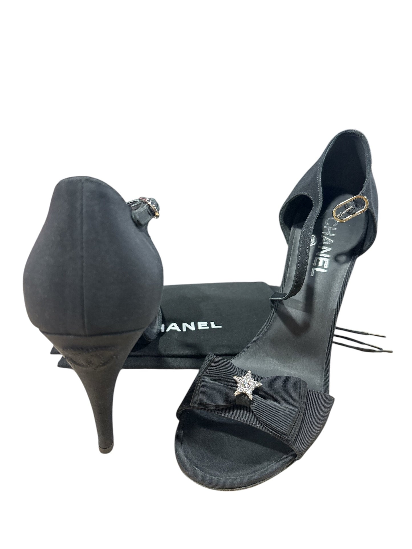 Sandals Luxury Designer By Chanel Size: 10