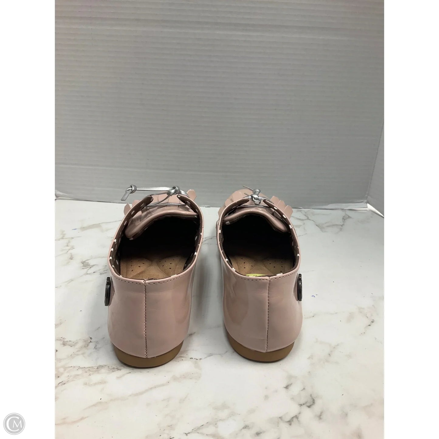 Shoes Flats By Clothes Mentor In Pink, Size: 10