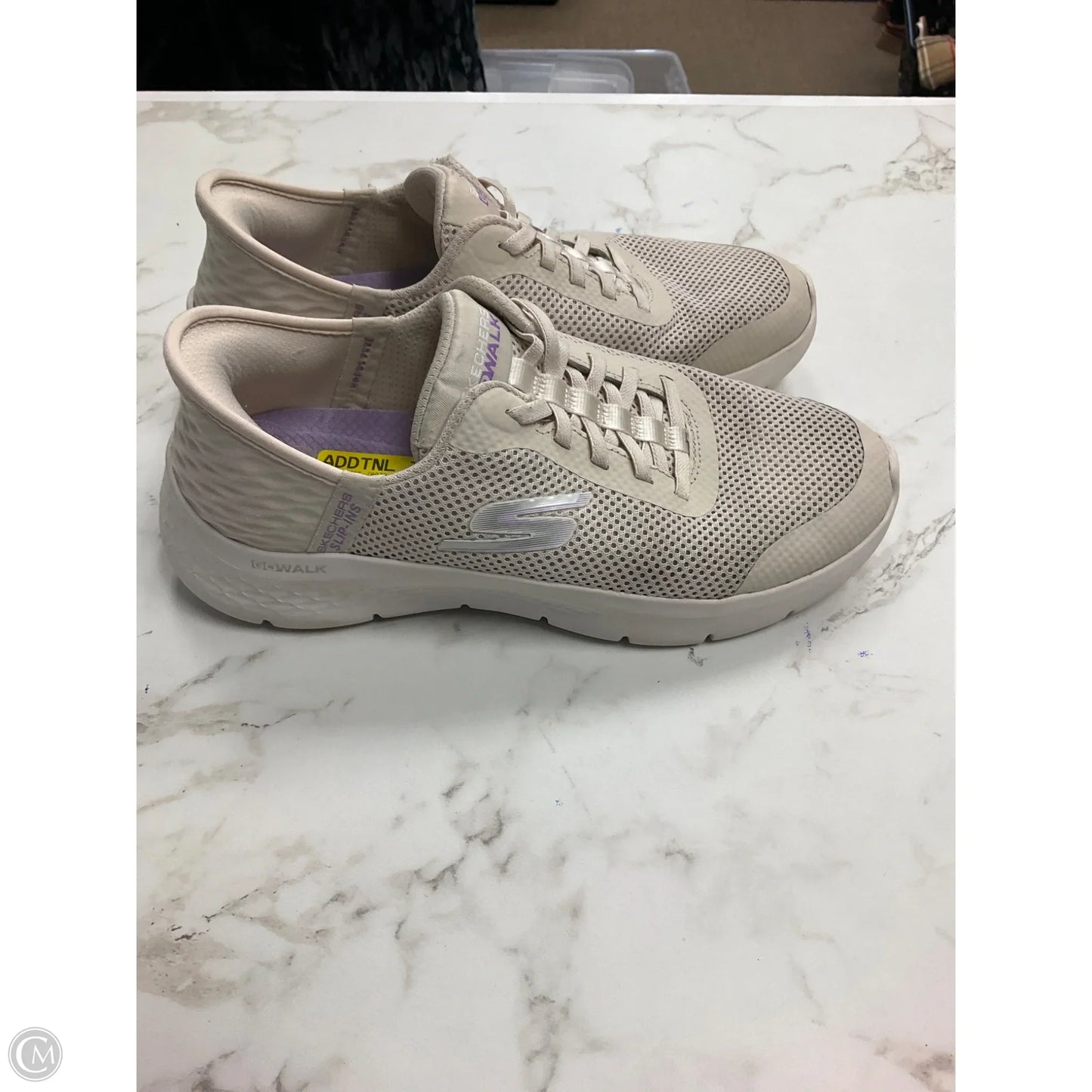 Shoes Athletic By Skechers In Cream, Size: 8