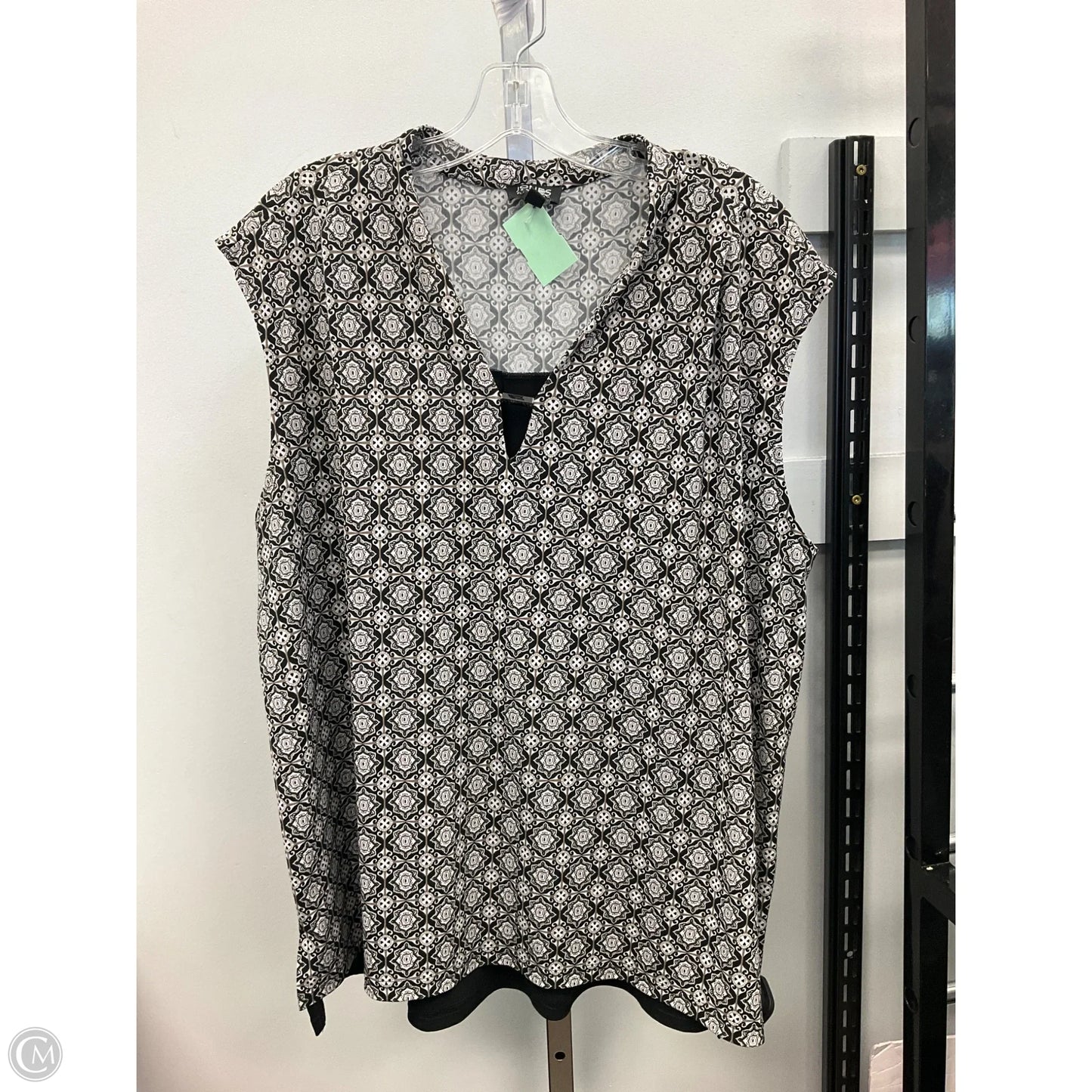 Top Sleeveless By Jones New York In Black & Tan, Size: 1x