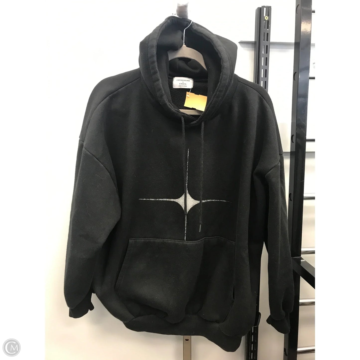 Sweatshirt Hoodie By Clothes Mentor In Black, Size: M