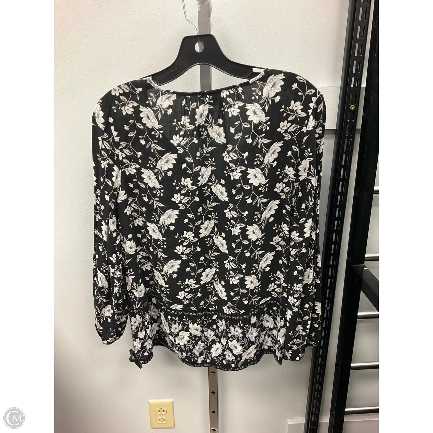 Top Long Sleeve By Old Navy In Floral Print, Size: S