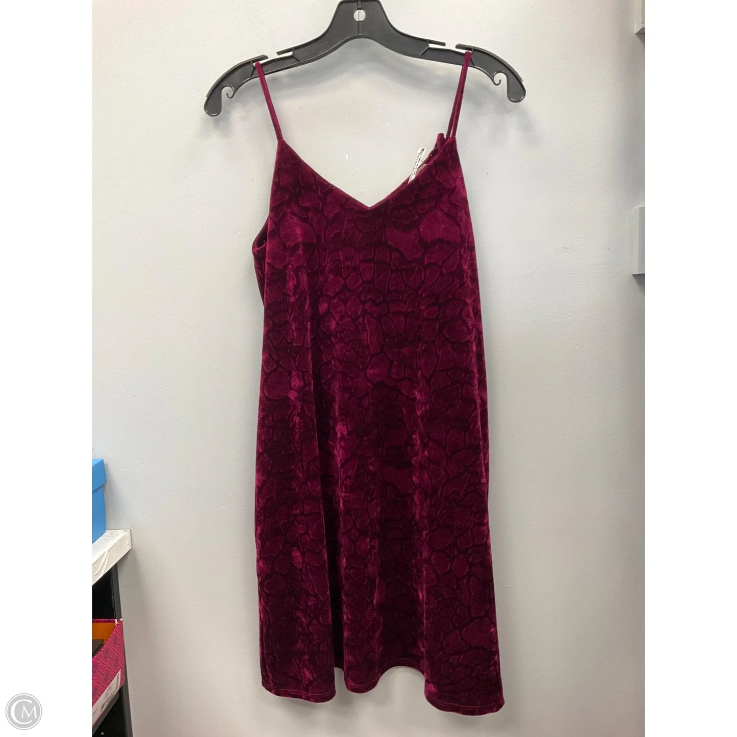 Dress Casual Short By Jade by Jane In Maroon, Size: M