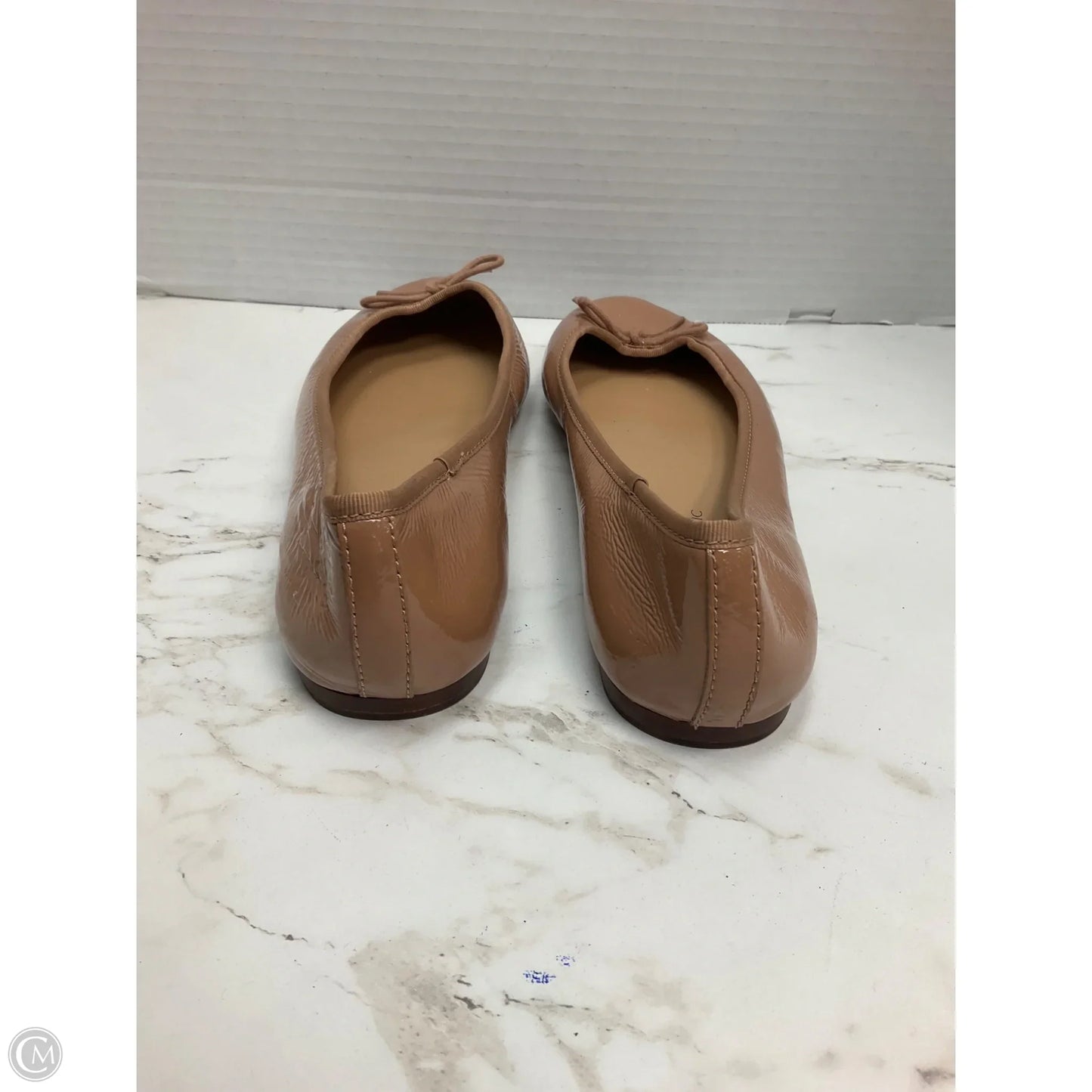 Shoes Flats By Banana Republic In Tan, Size: 7.5