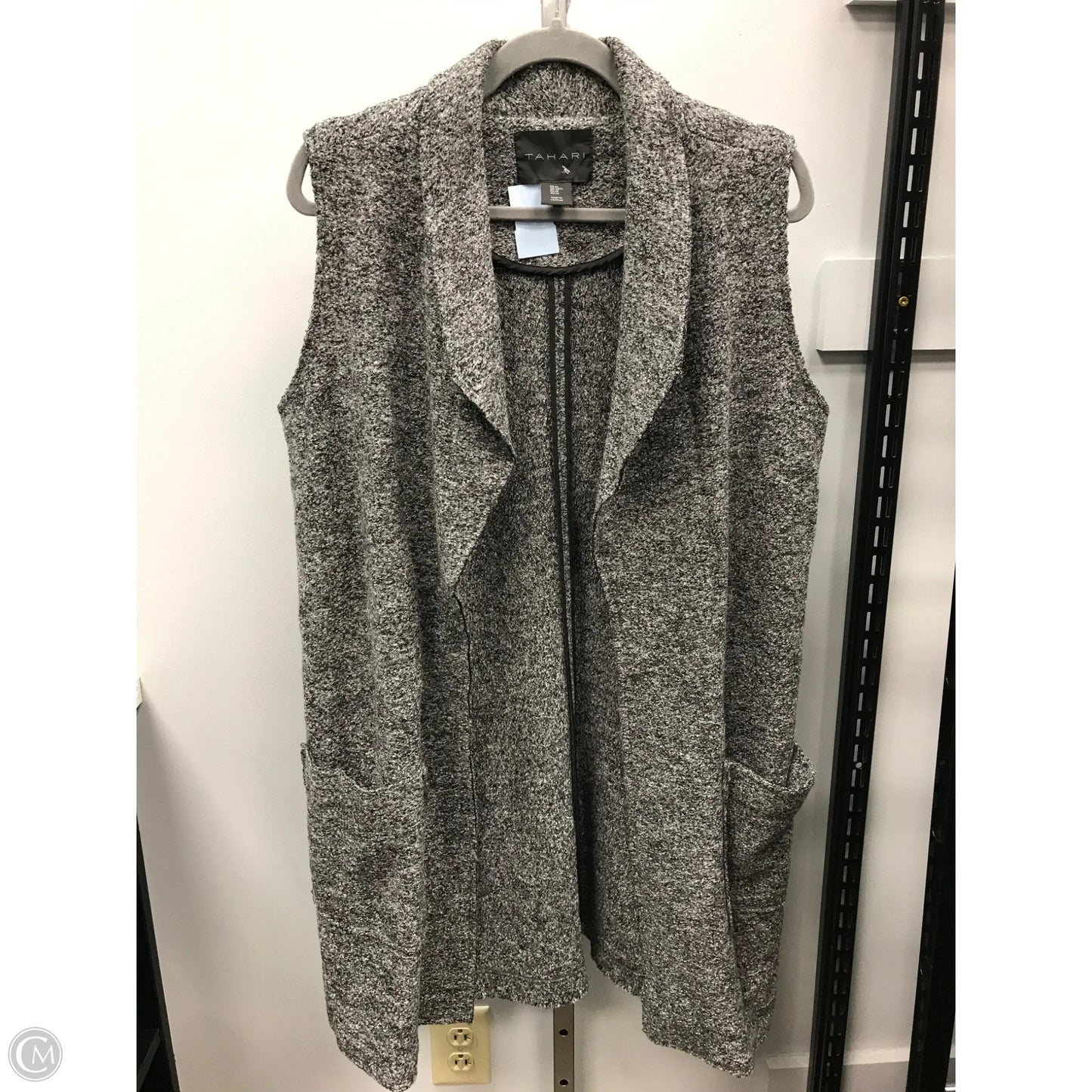 Vest Sweater By Tahari In Black & White, Size: M