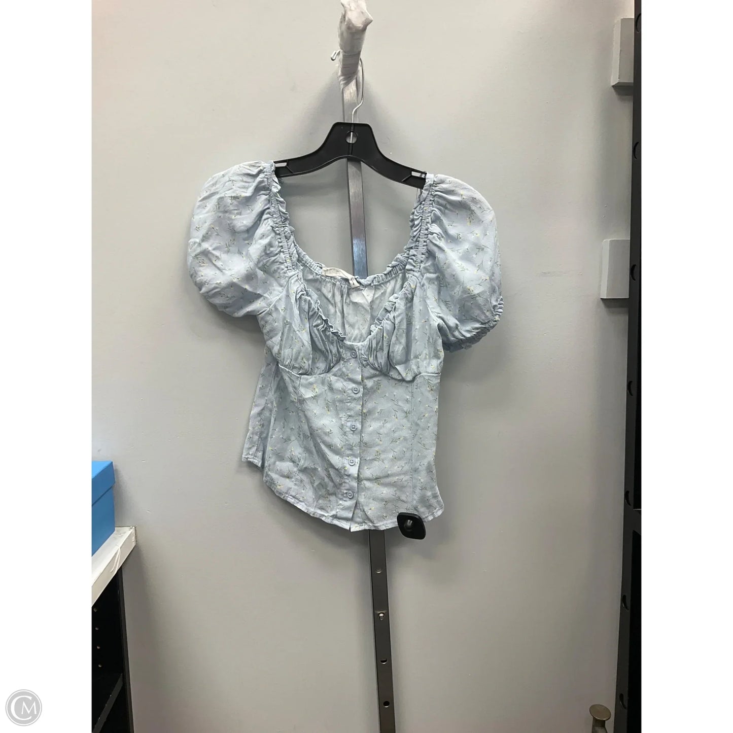 Top Short Sleeve By Elodie In Floral Print, Size: Xs