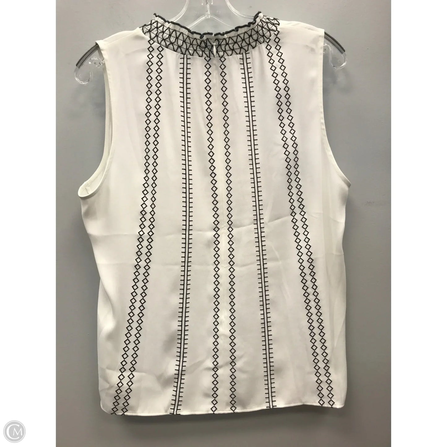Top Sleeveless By White House Black Market In Black & White, Size: 12