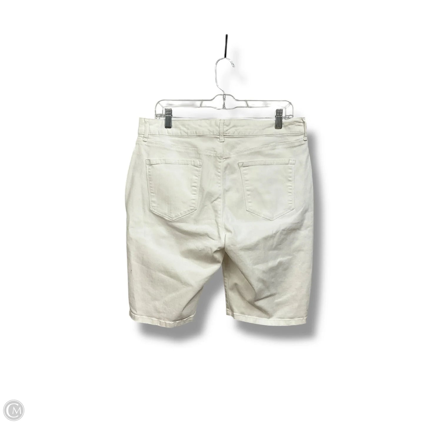 Shorts By Gloria Vanderbilt In White, Size: 10