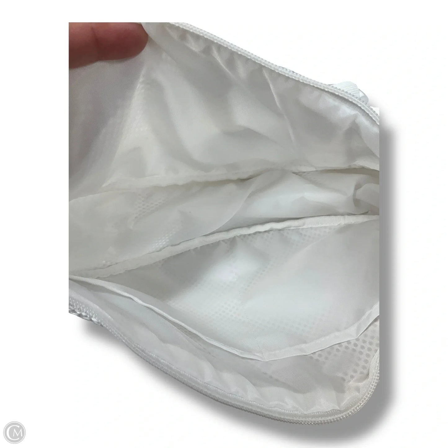 Handbag By Uniqlo, Size: Medium