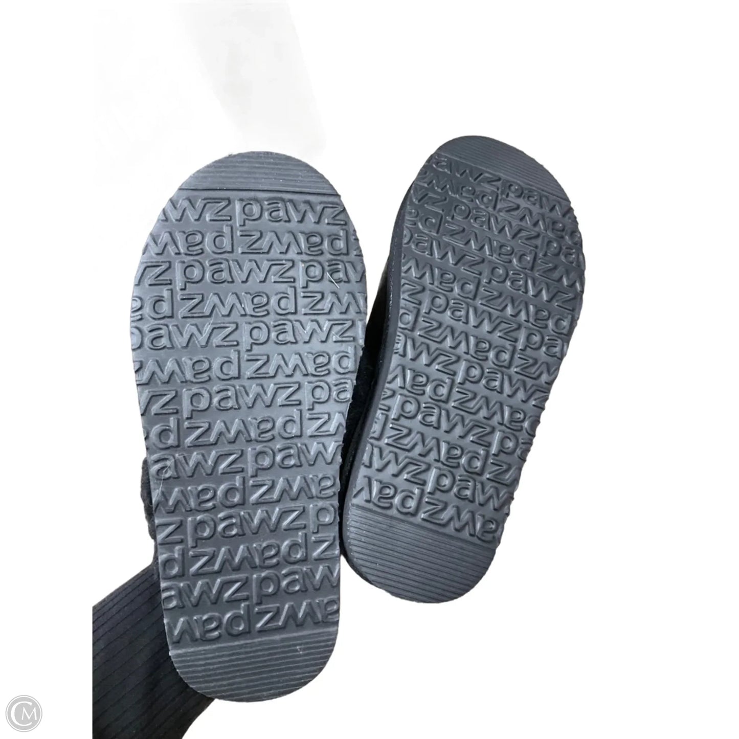 Slippers By Bearpaw In Black