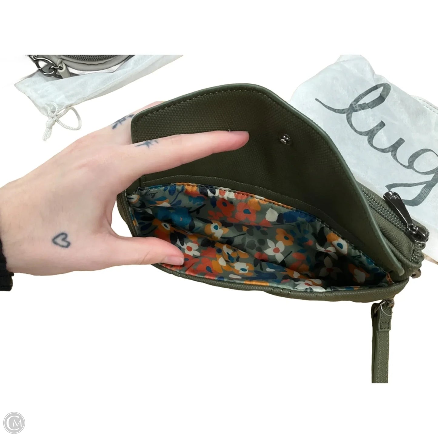 Wristlet By Lug, Size: Medium