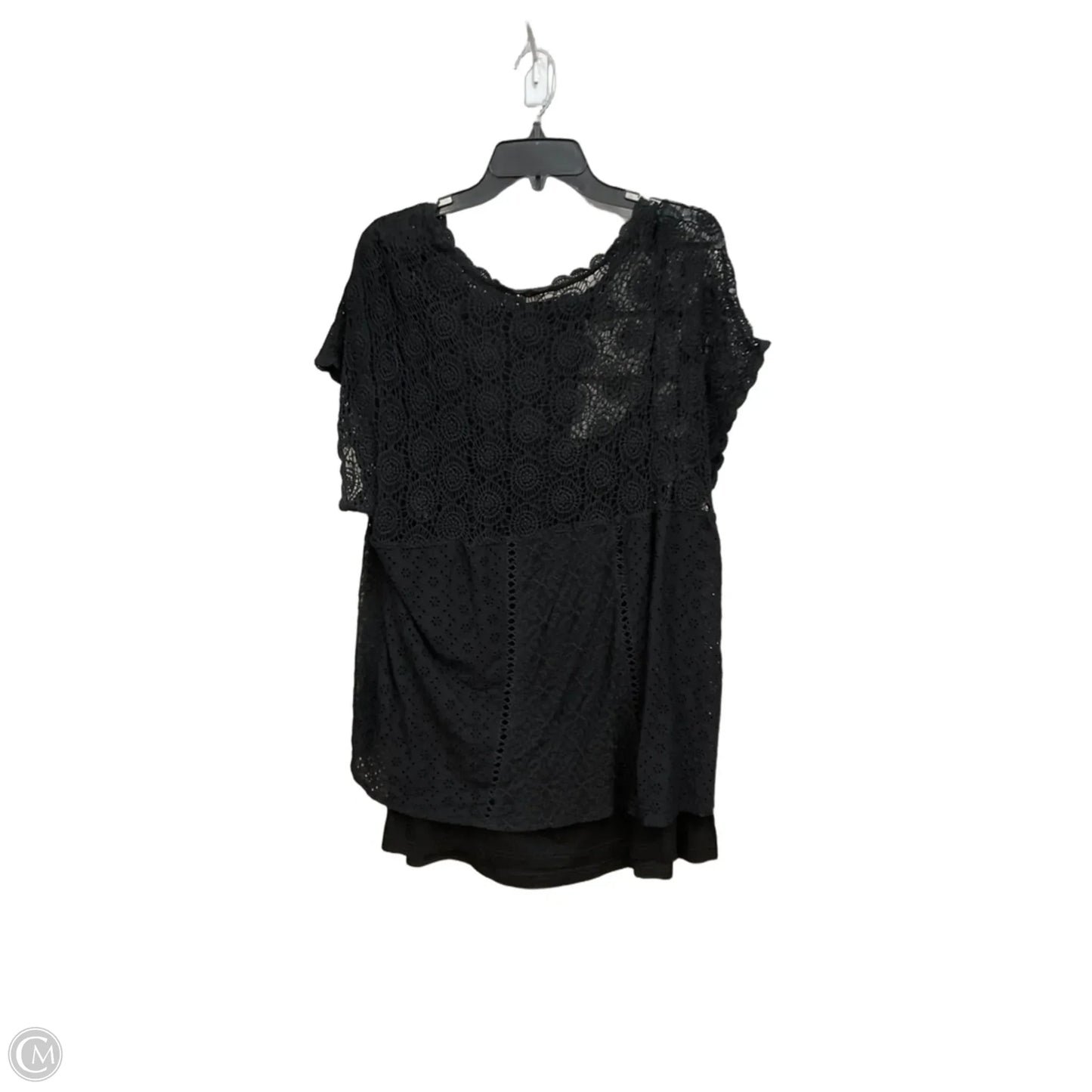 Top Short Sleeve By Solitaire In Black, Size: 3x