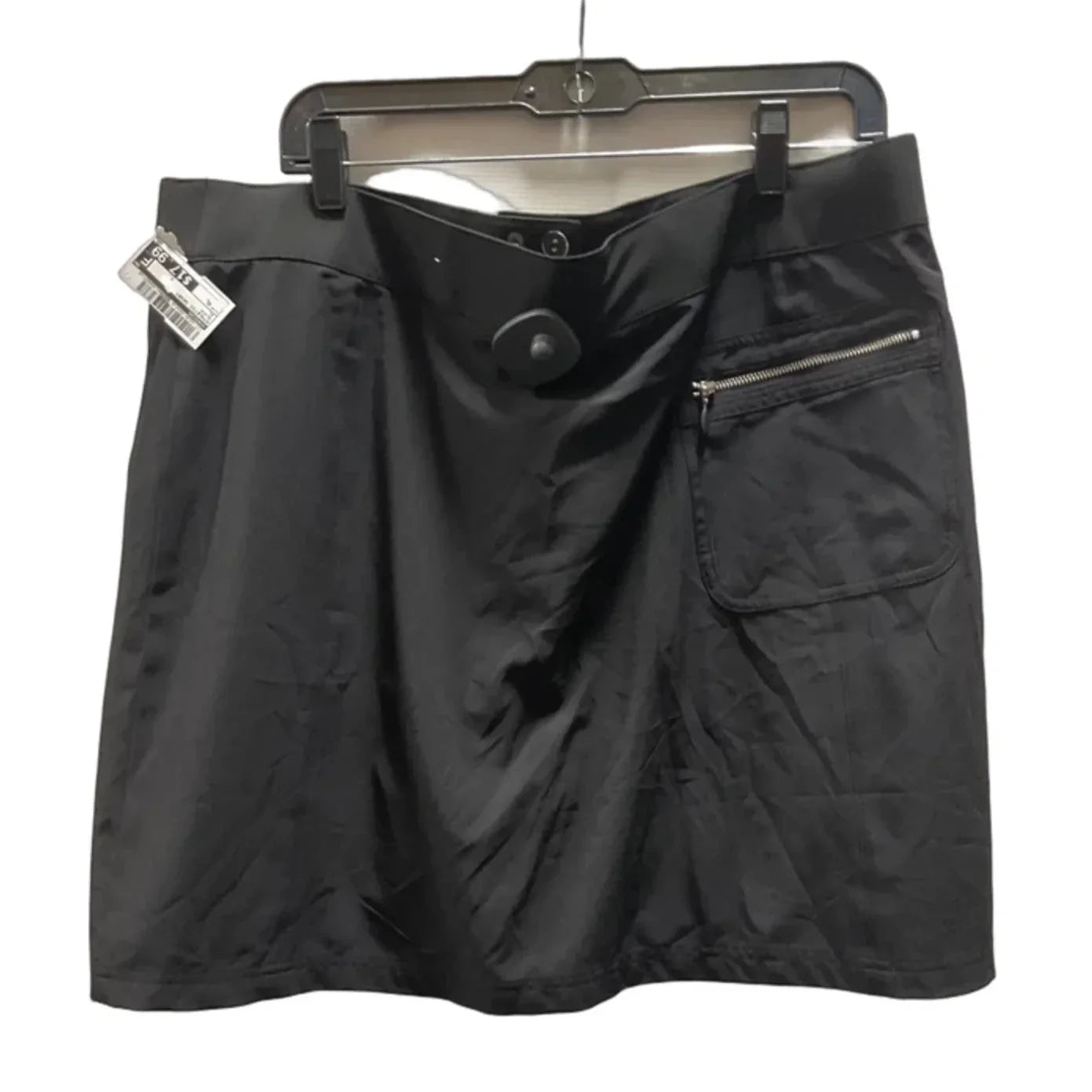 Athletic Skort By Chicos In Black, Size: Xl