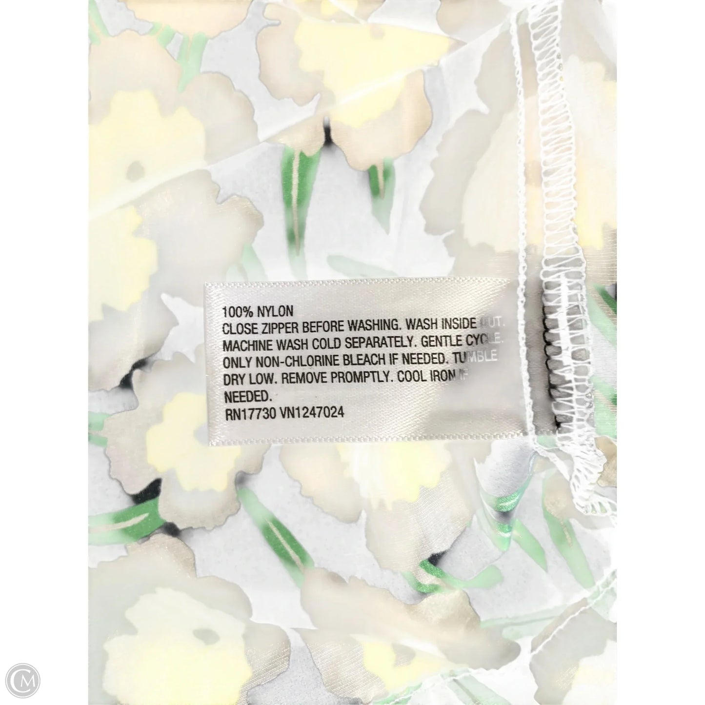 Top Short Sleeve Designer By Diane Von Furstenberg In Floral Print, Size: L