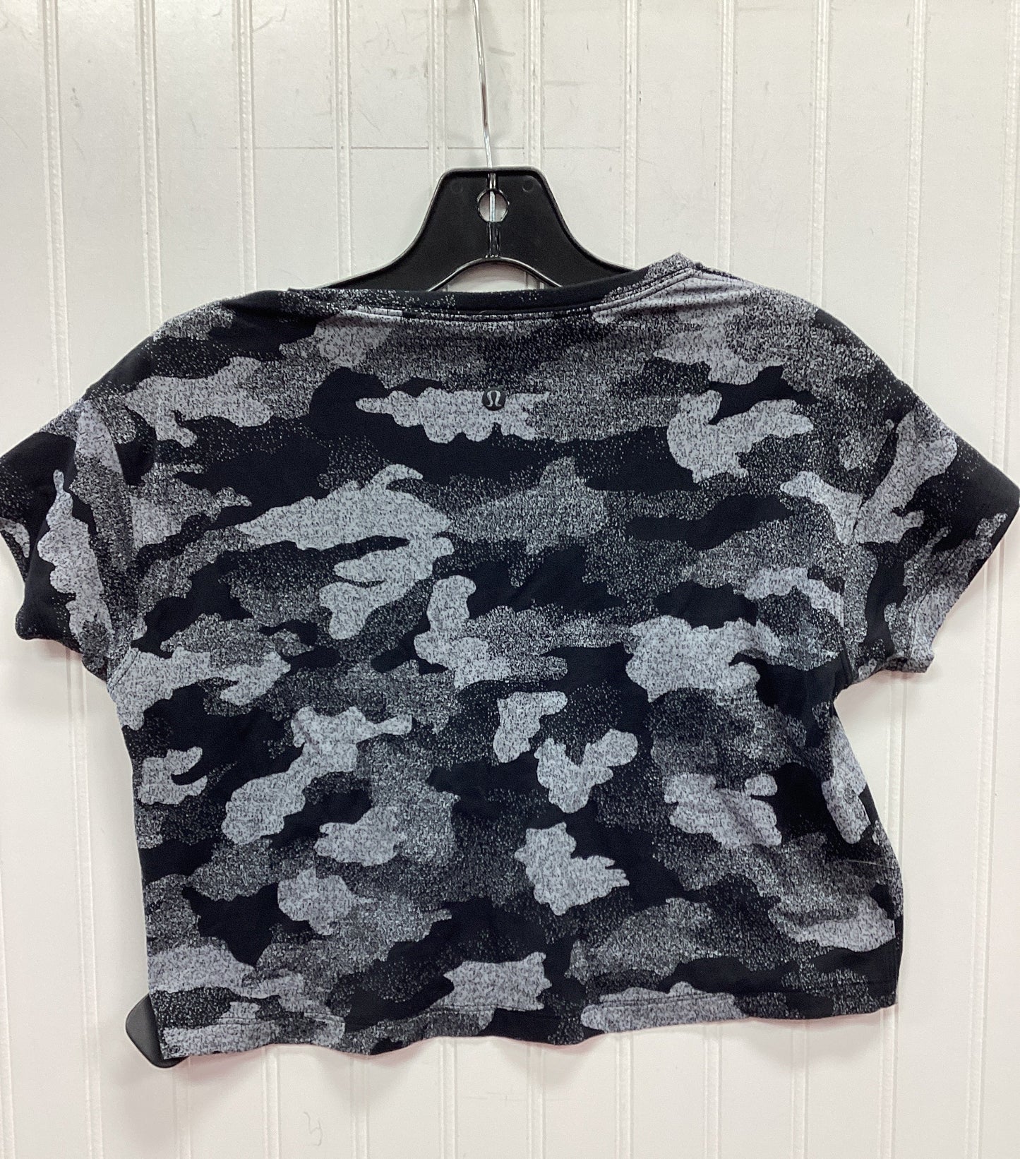 Athletic Top Ss By Lululemon In Black, Size:S