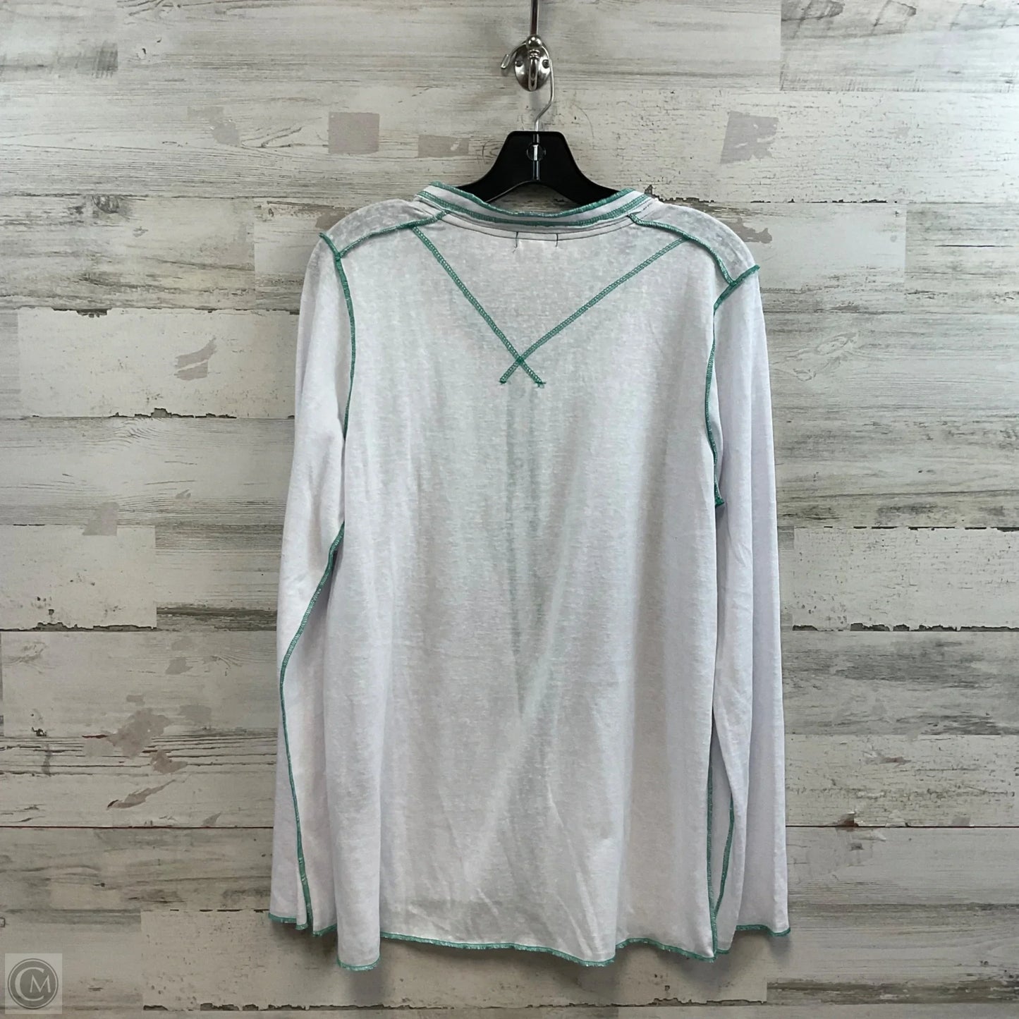 Top Long Sleeve By Pol In White, Size: M