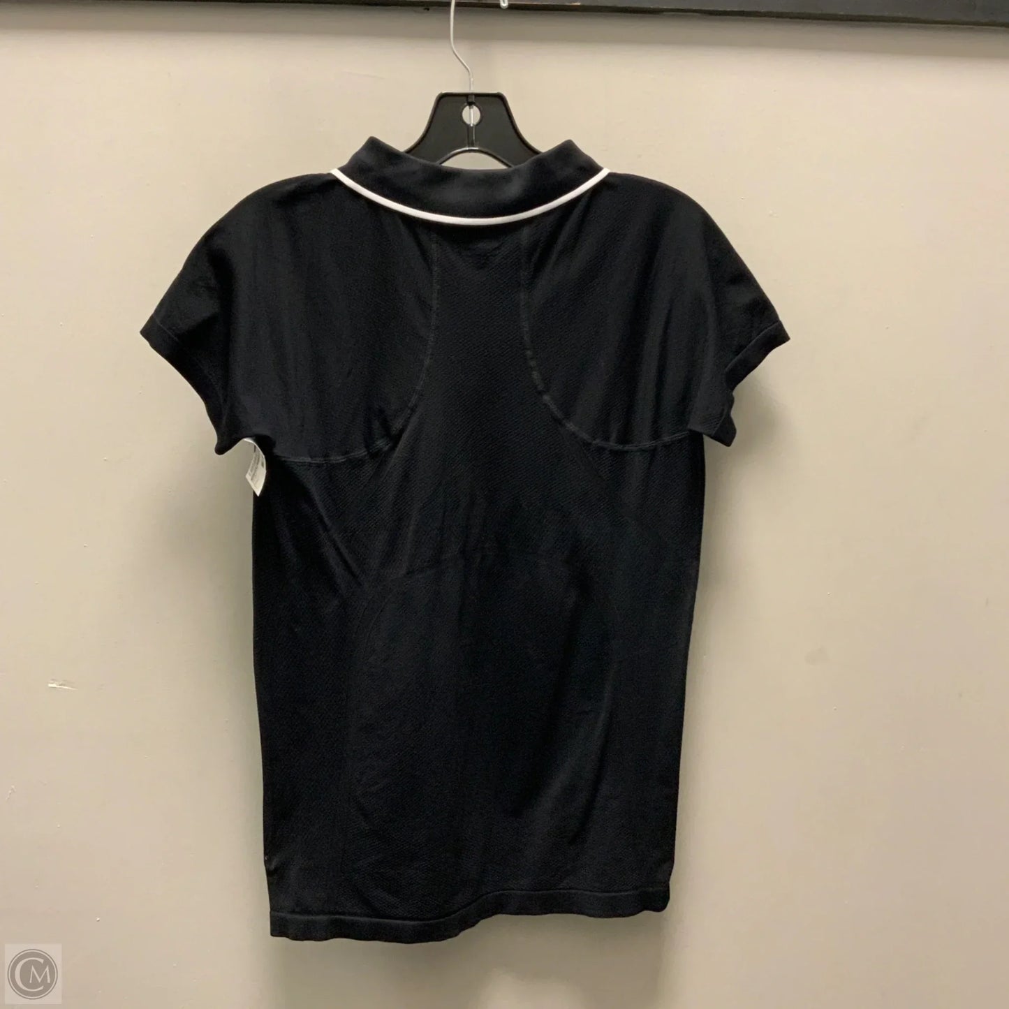 Athletic Top Short Sleeve By Athleta In Black, Size: L