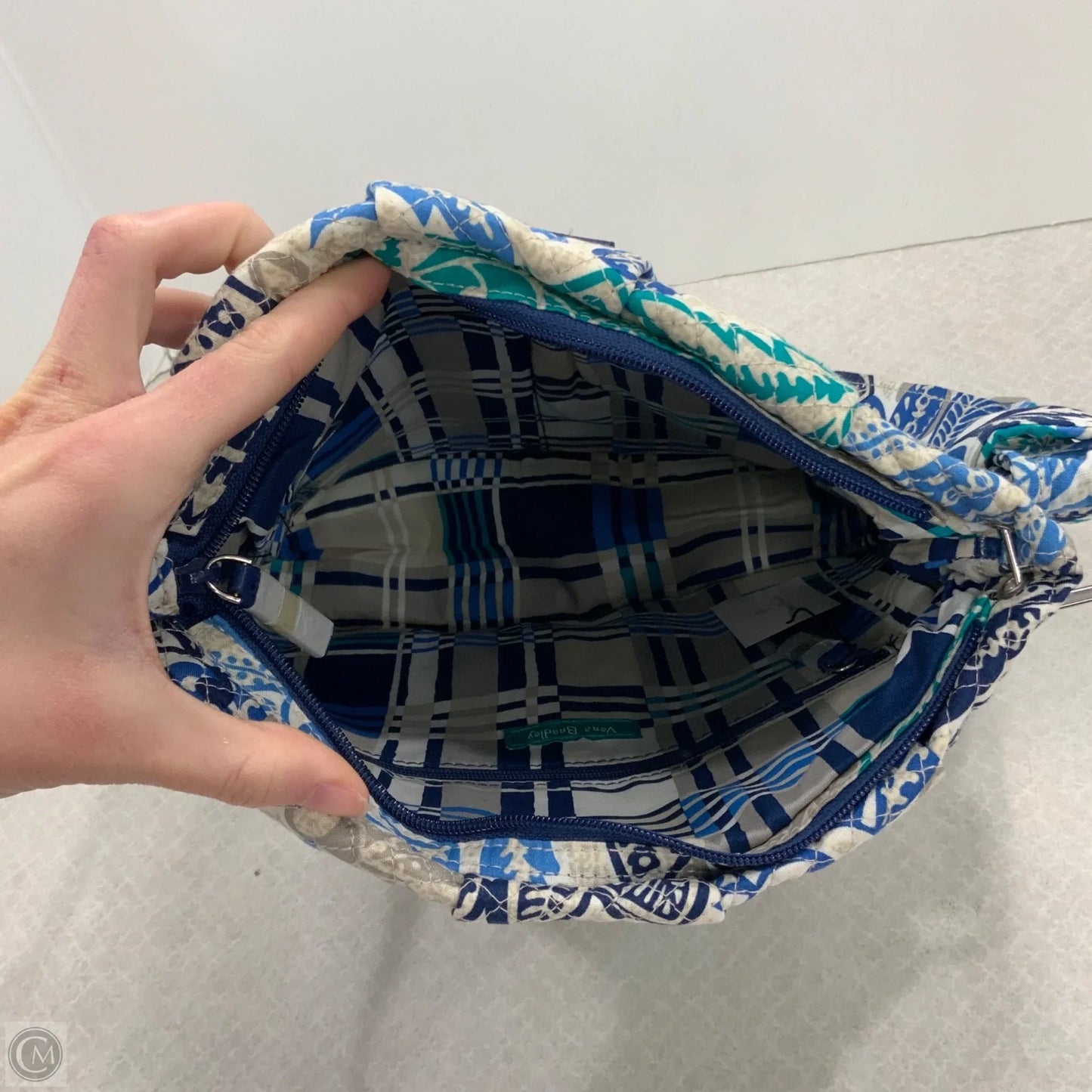 Handbag By Vera Bradley, Size: Medium