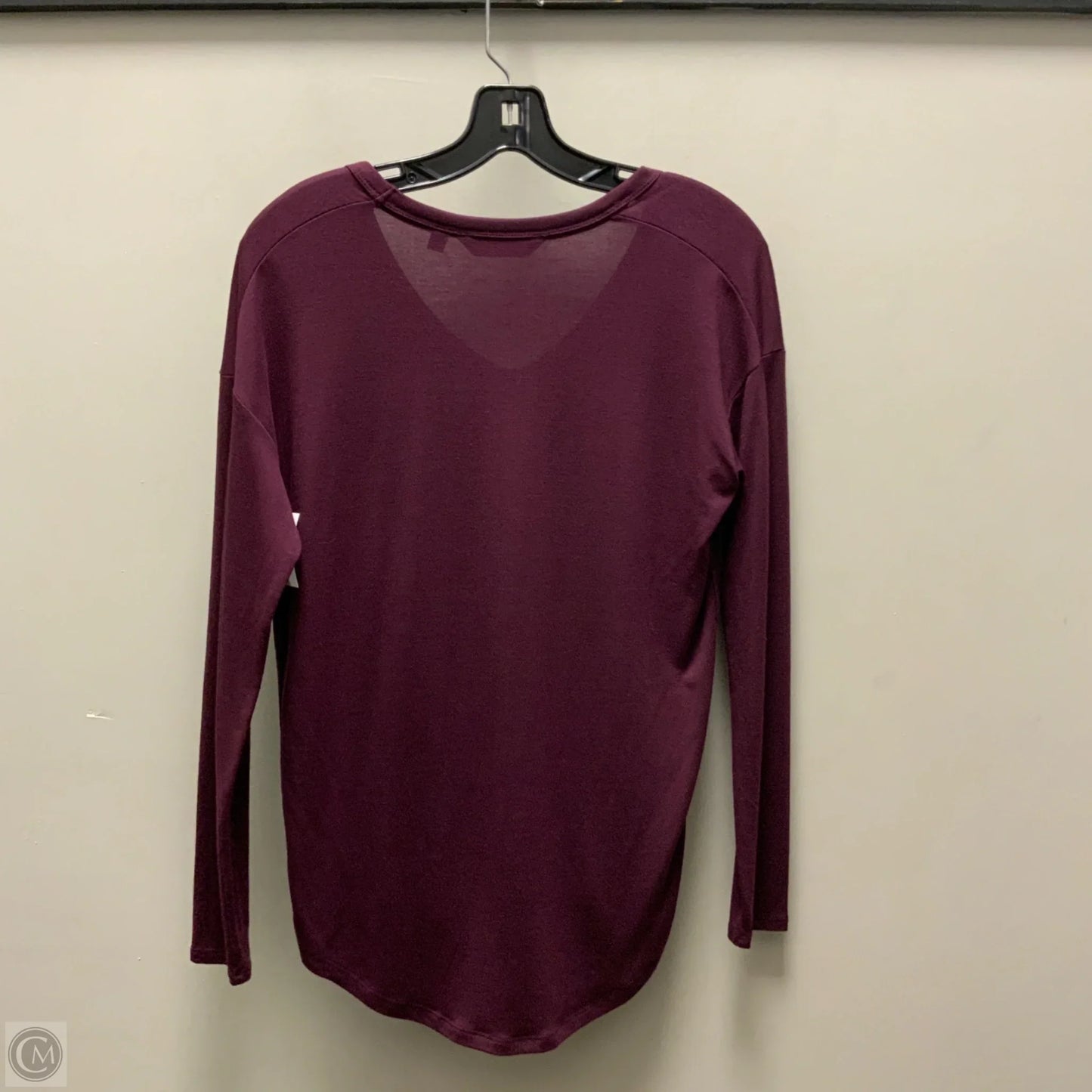 Athletic Top Long Sleeve Crewneck By Athleta In Maroon, Size: Xxs
