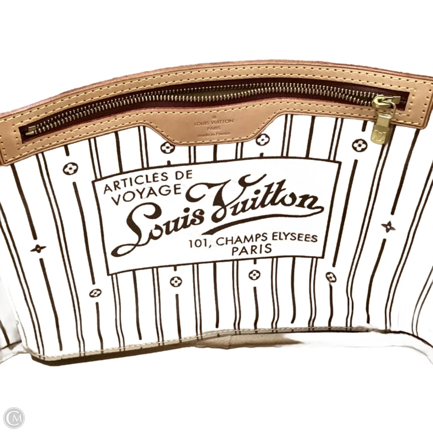 Handbag Luxury Designer By Louis Vuitton, Size: Large