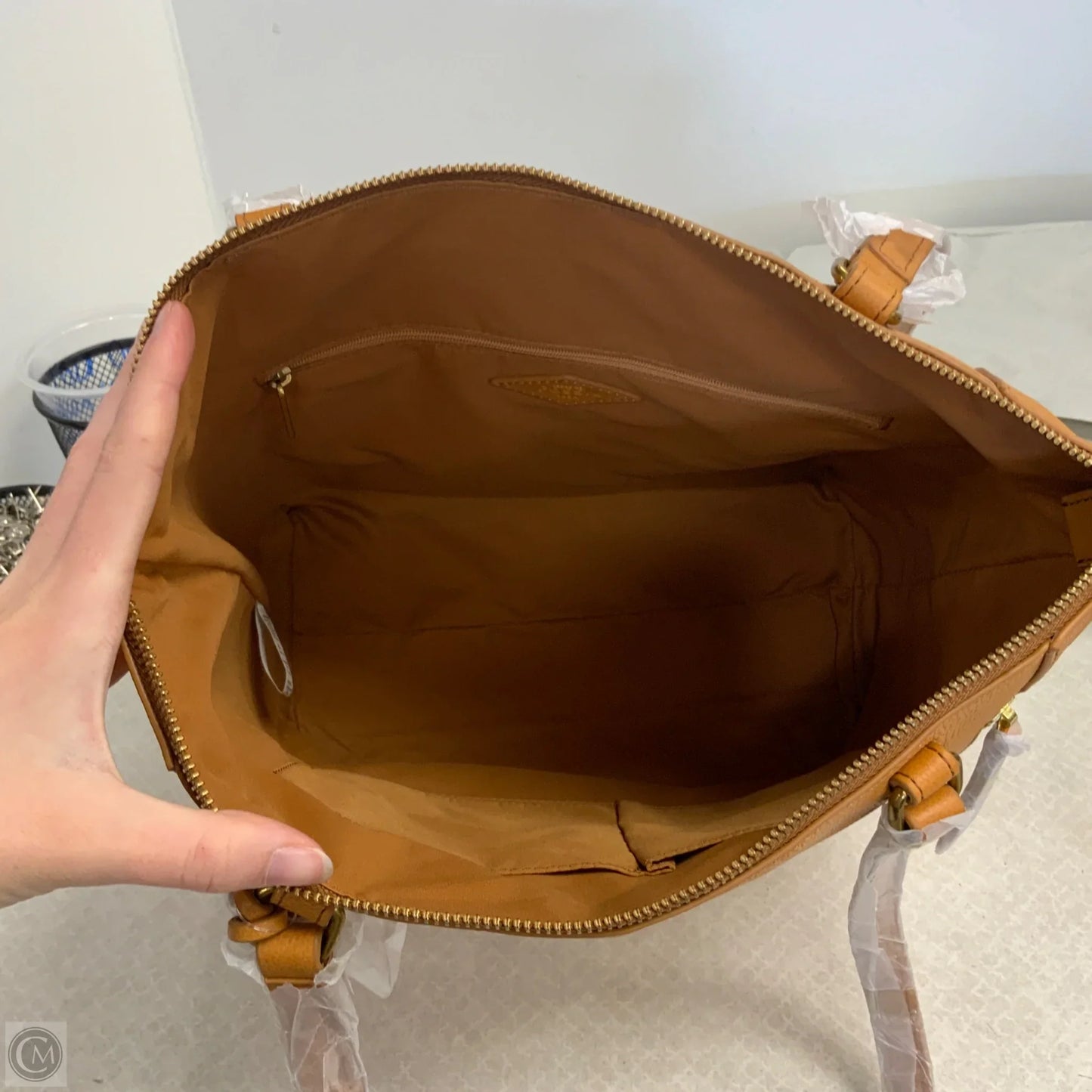 Handbag Leather By Fossil, Size: Large