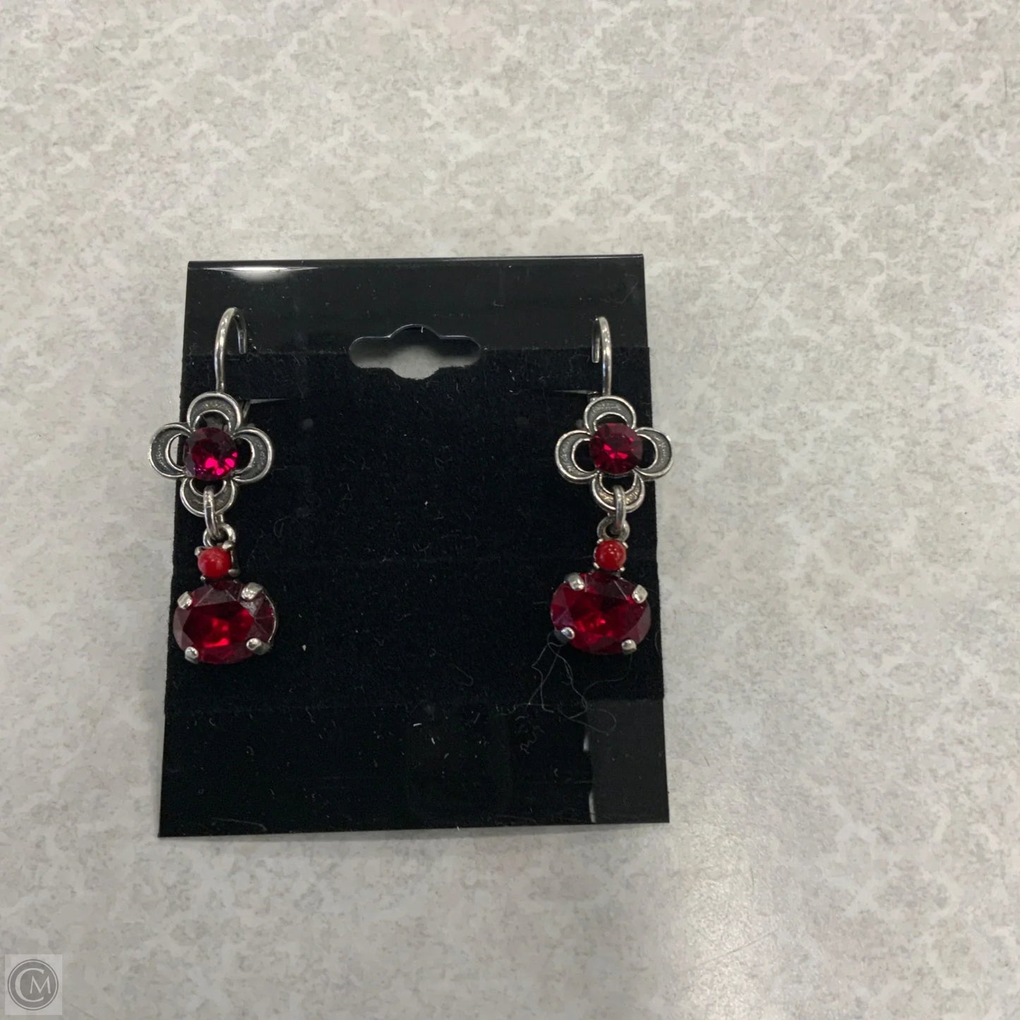 Earrings Dangle/drop By Mariana