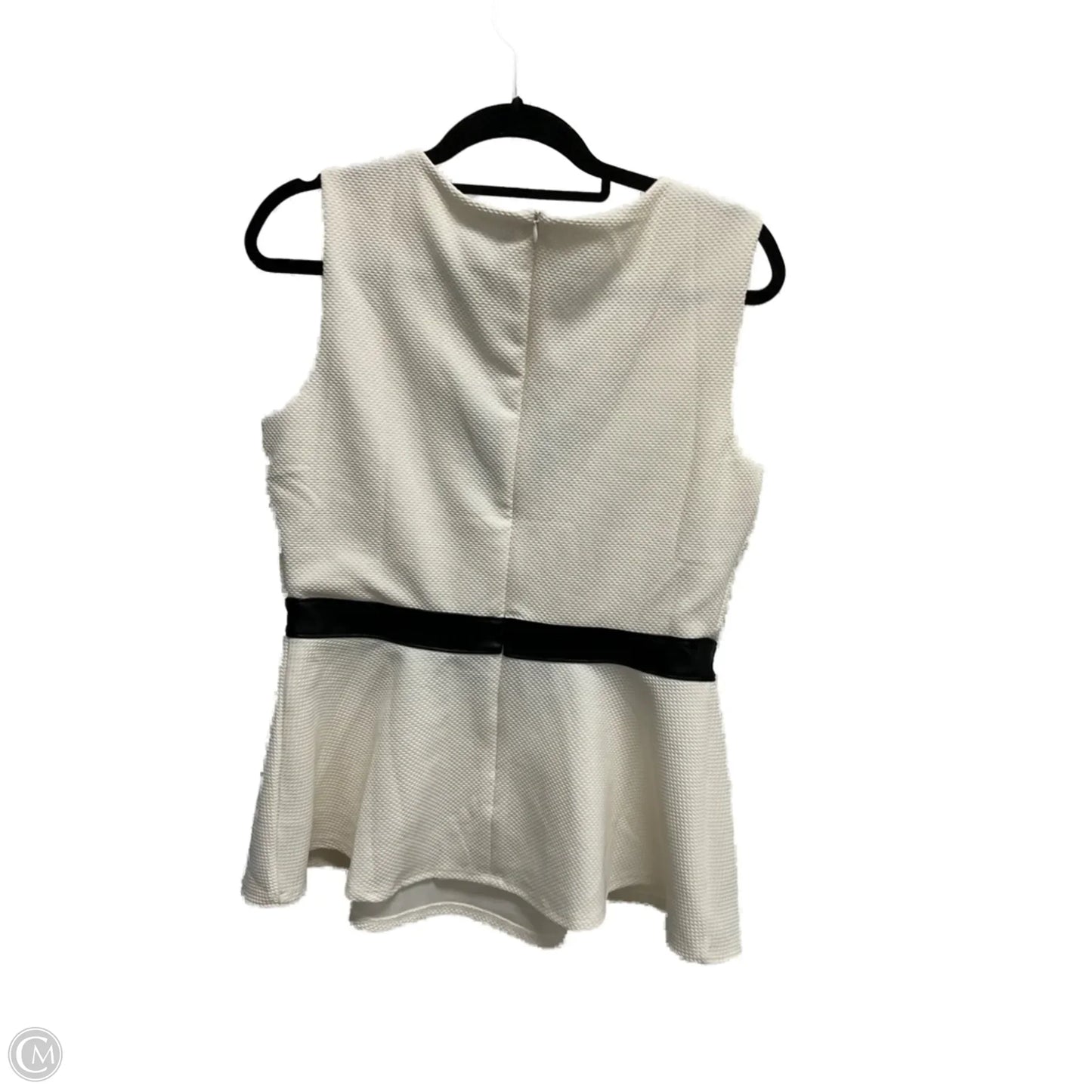 Top Sleeveless By Bisou Bisou In Black & Cream, Size: L