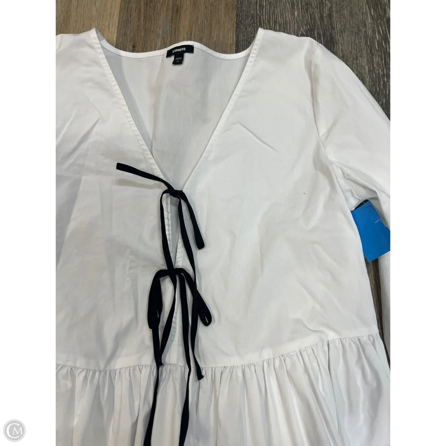 Blouse Long Sleeve By Express In White, Size: Xs