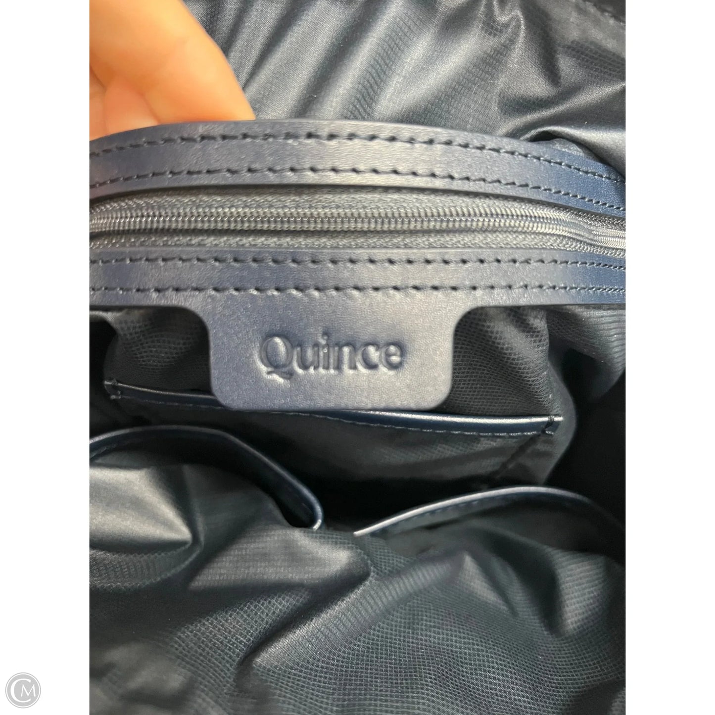 Handbag By Quince, Size: Medium