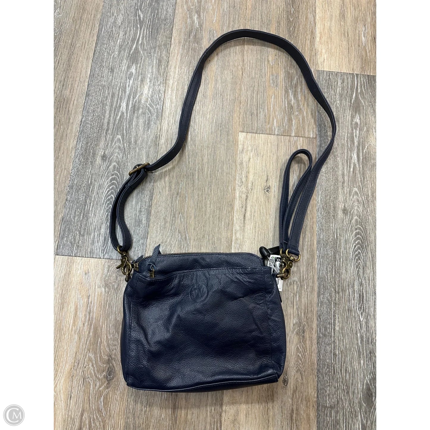 Crossbody Leather By Wanderers, Size: Medium