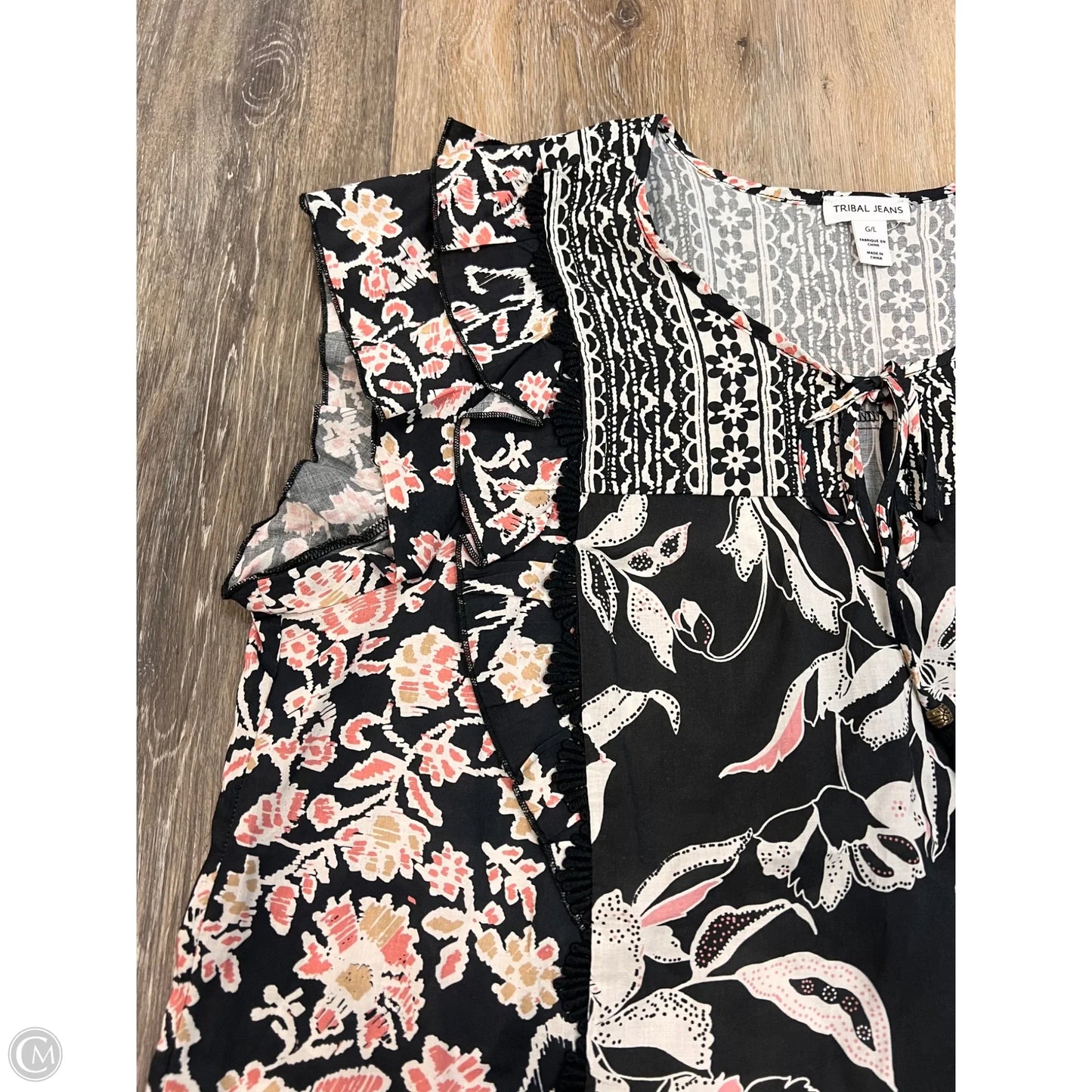 Blouse Short Sleeve By Tribal In Black, Size: L