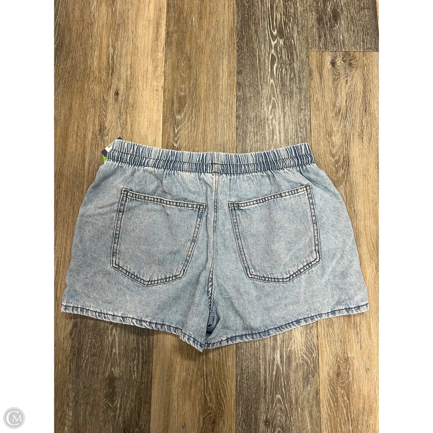Shorts By Universal Thread In Blue Denim, Size: M