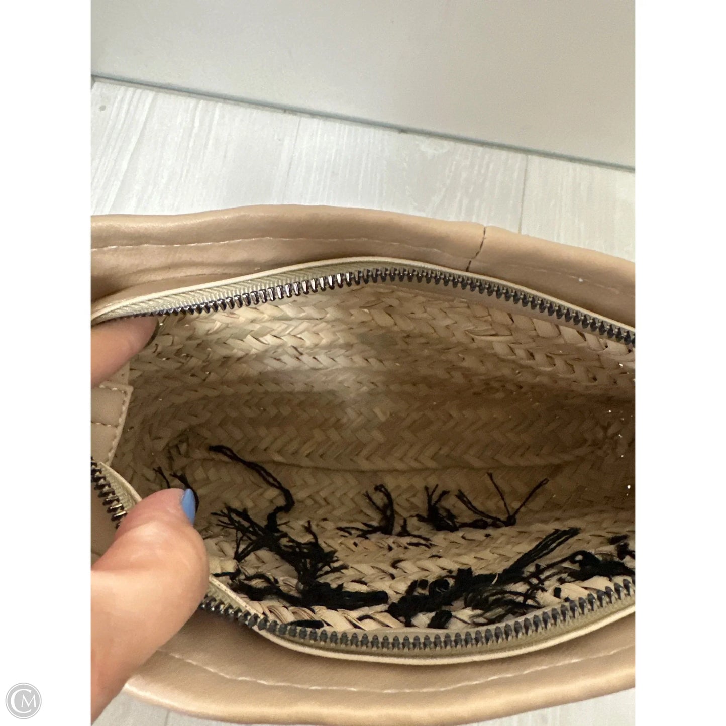 Clutch By Clothes Mentor, Size: Large