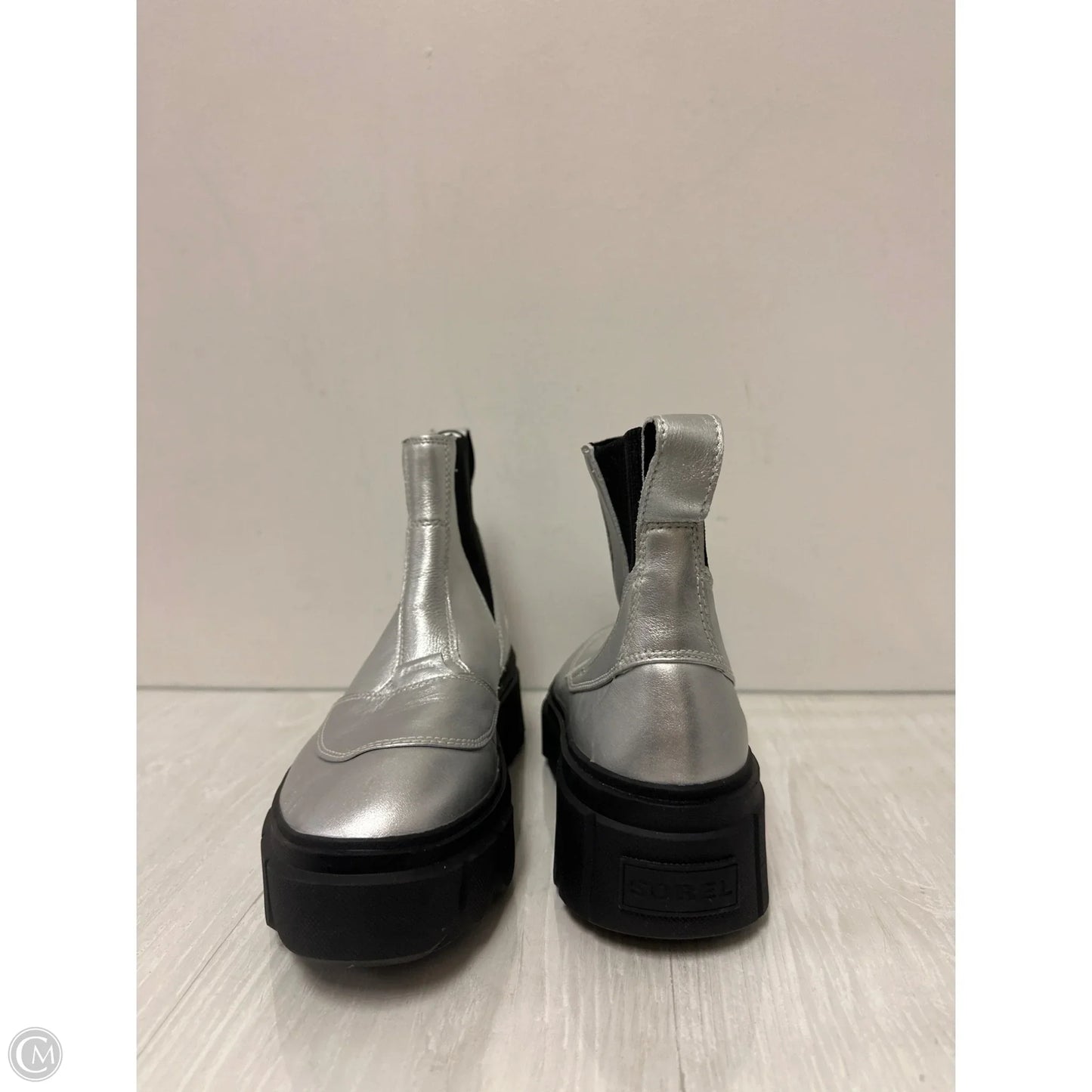 Boots Ankle Flats By Sorel In Silver, Size: 9