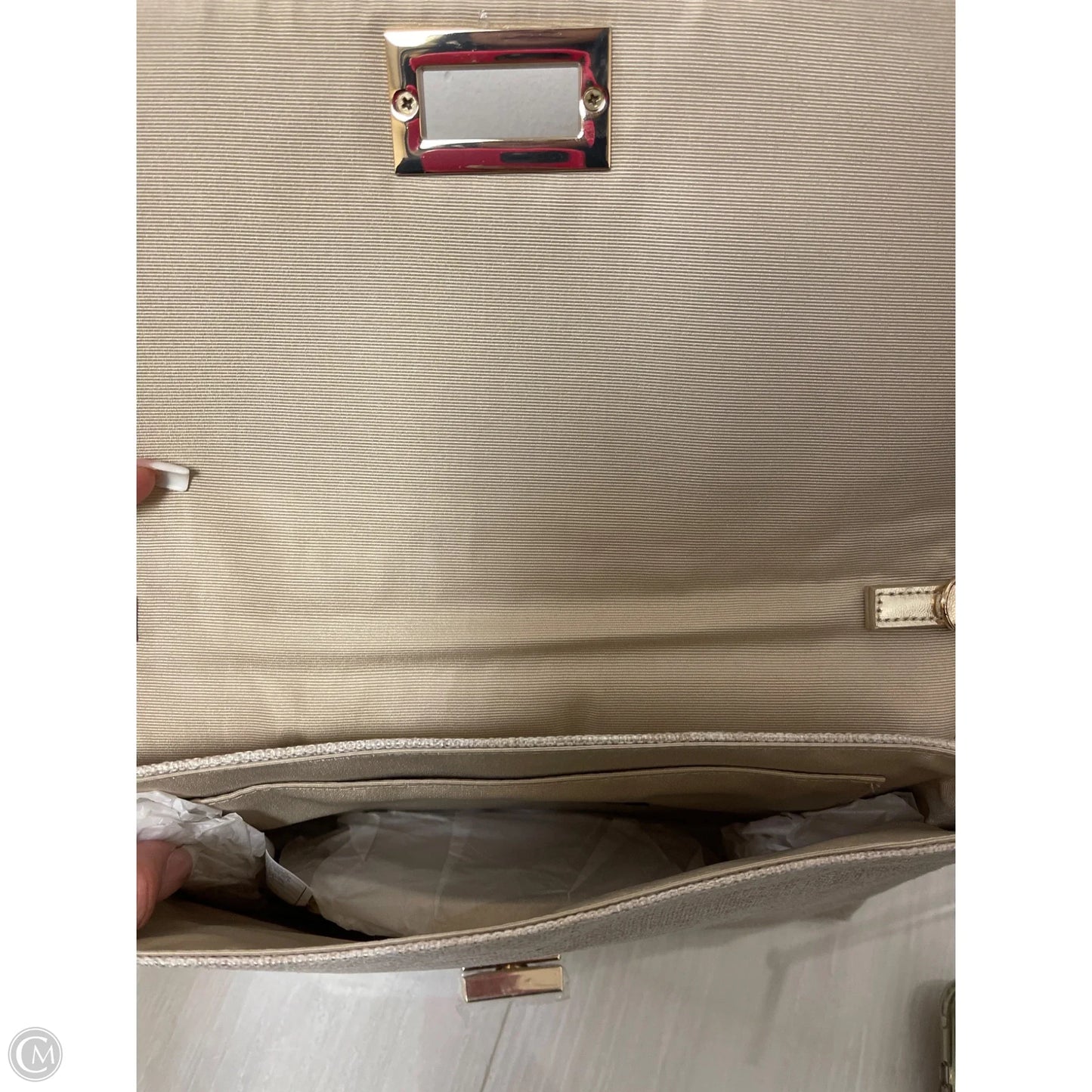 Wristlet By White House Black Market, Size: Medium